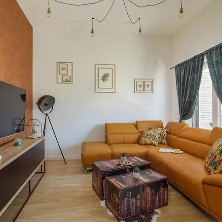 Cozy Apartment